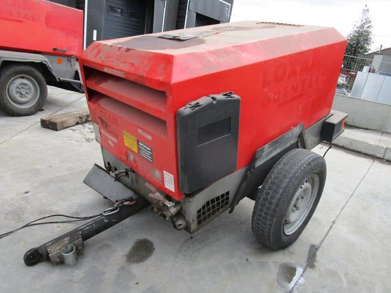 Used 2004 Ingersoll Rand 7/20 Portable Air Compressor, 71 CFM