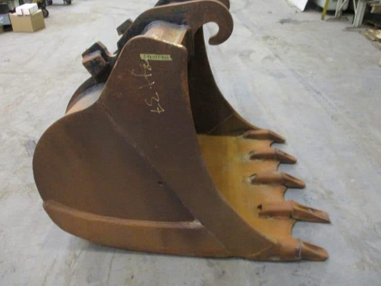 Used toothed bucket Attachment