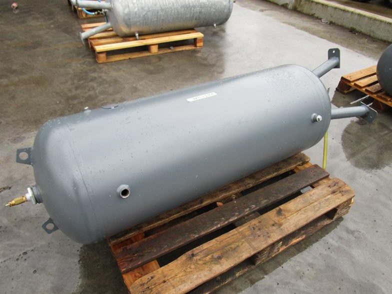 Used 250 L 250 L Compressed Air Dryer