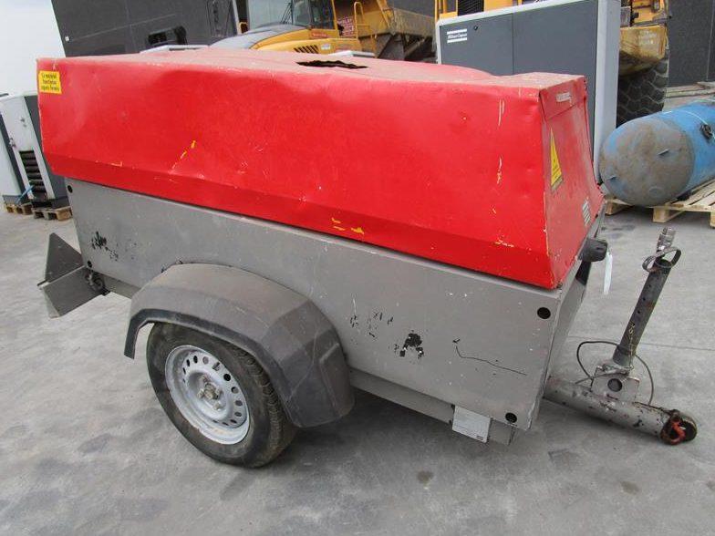 Used 2006 Atlas Copco XAS 57 Portable Air Compressor, 106 CFM