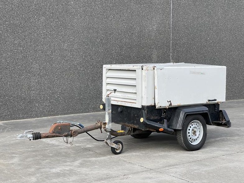Used 1991 Atlas Copco XAS 66 Portable Air Compressor, 131 CFM