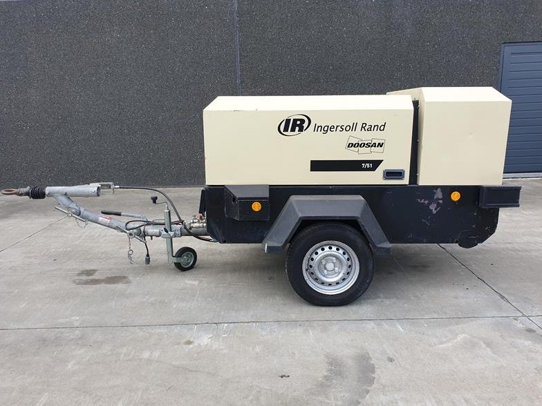 DOOSAN 7 / 51