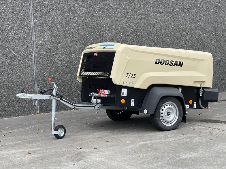 Used 2023 Doosan 7/25 - G Portable Air Compressor, 88 CFM