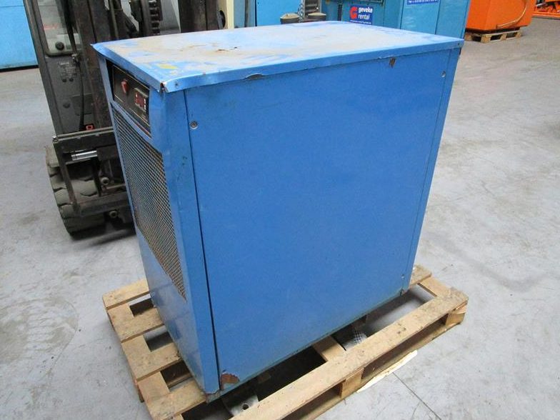 Used 1991 Dew Point TAUPUNKT D7 Compressed Air Dryer